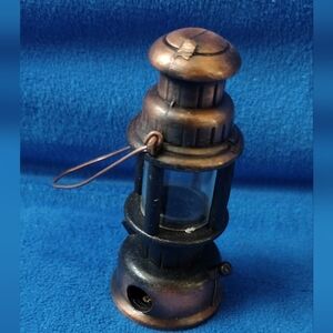 Miniature Oil Lamp-Shaped Pencil Sharpener